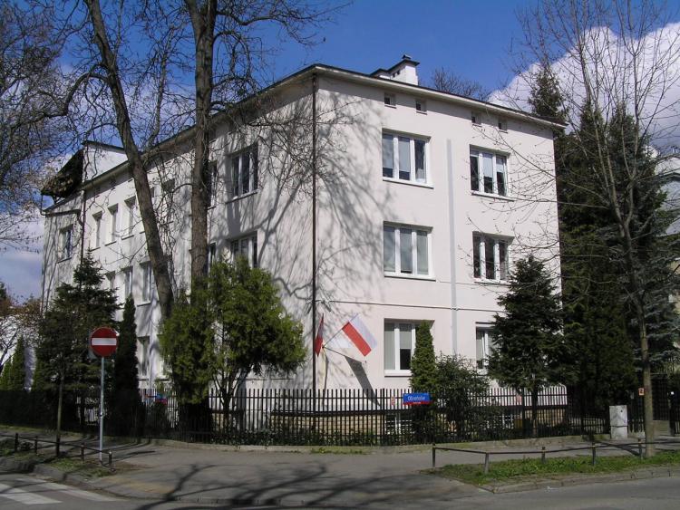 Obrońców 31 w&nbsp;Warszawie