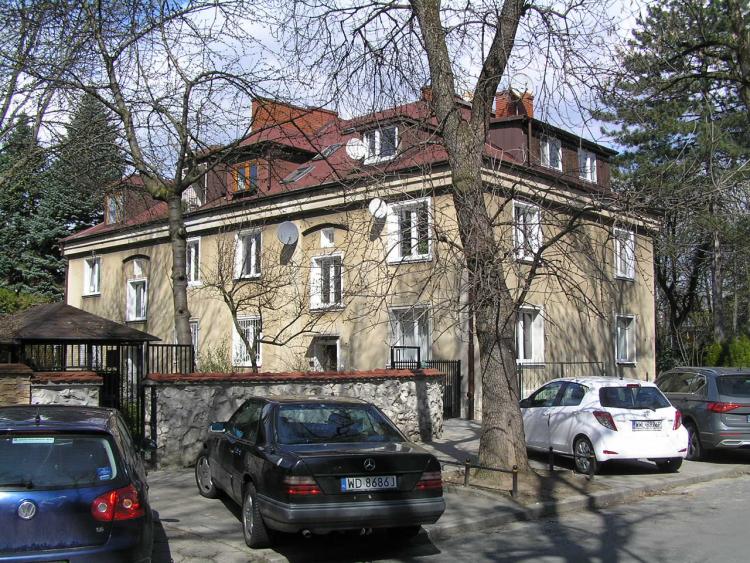 Obrońców 47 w&nbsp;Warszawie