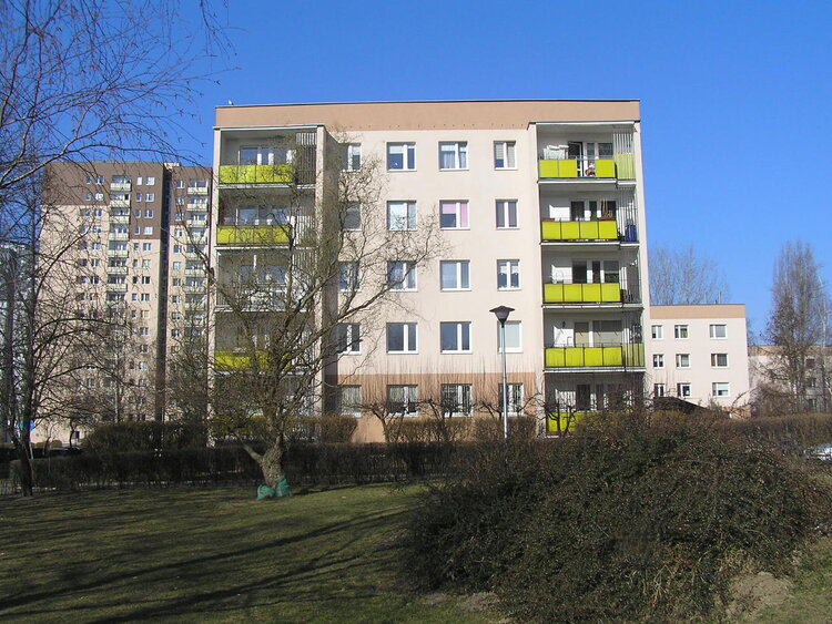 Okulickiego 10 w&nbsp;Warszawie