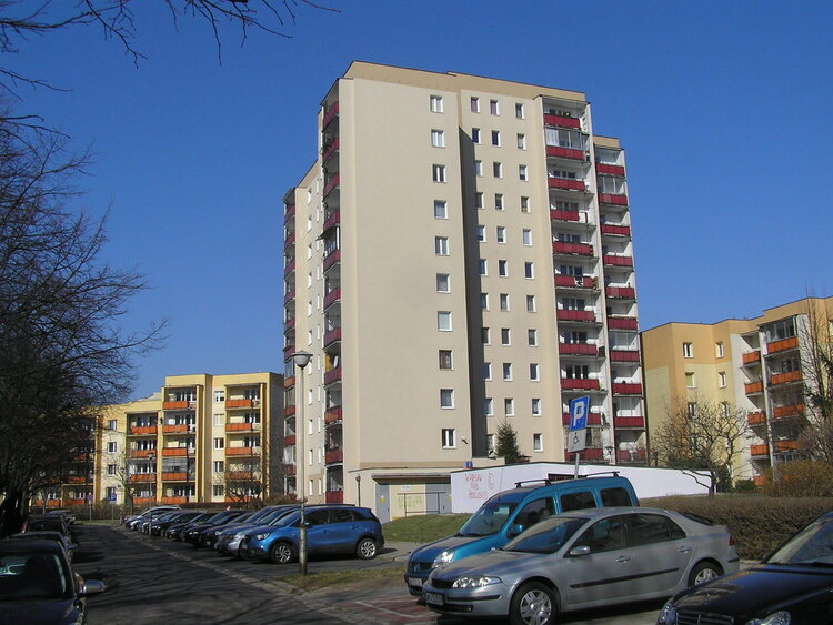 Okulickiego 3 w&nbsp;Warszawie