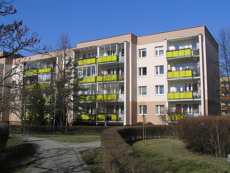 Okulickiego 4 w&nbsp;Warszawie