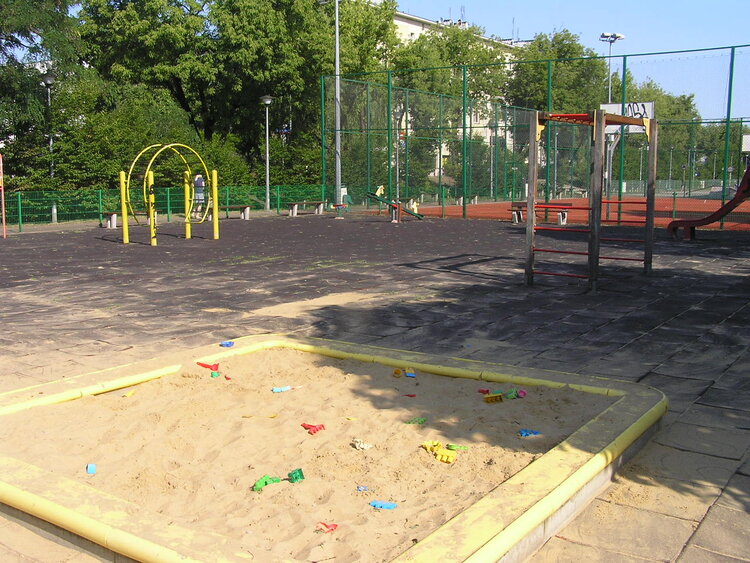 Plac zabaw przy Olszynki Grochowskiej