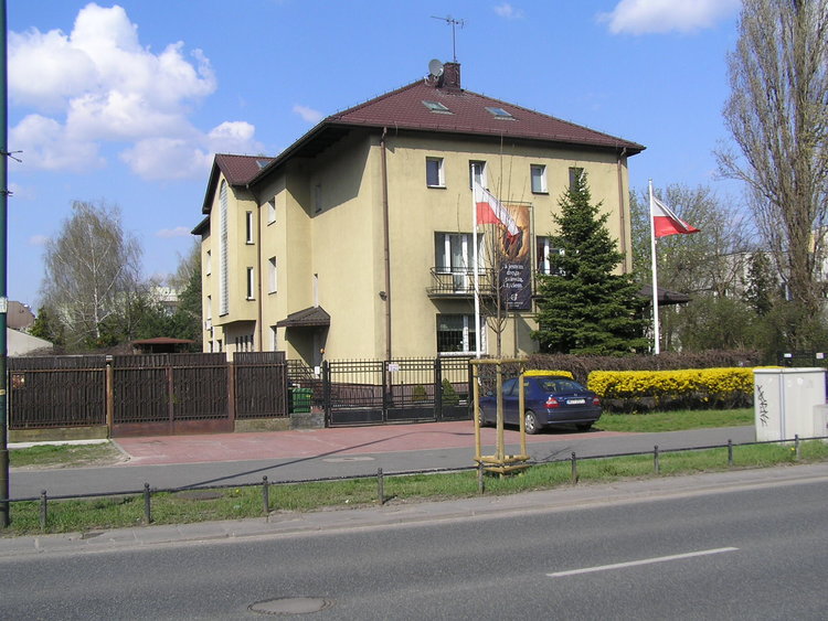 Ostrobramska 90 w&nbsp;Warszawie