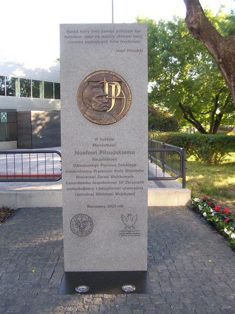 Tablica pamięci Józefa Piłsudskiego