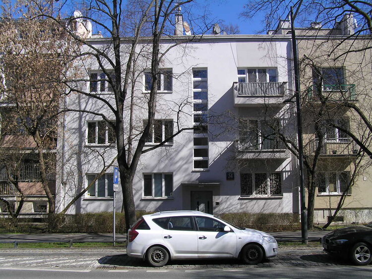 Paryska 24 w&nbsp;Warszawie