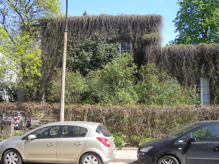 Peszteńska 12 w&nbsp;Warszawie