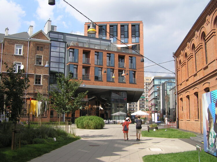 Plac Konesera 6 w&nbsp;Warszawie