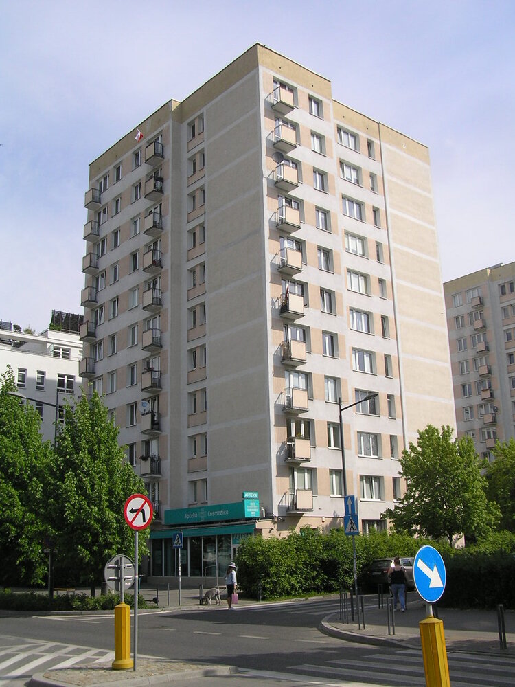 Plac Przymierza 8 w&nbsp;Warszawie