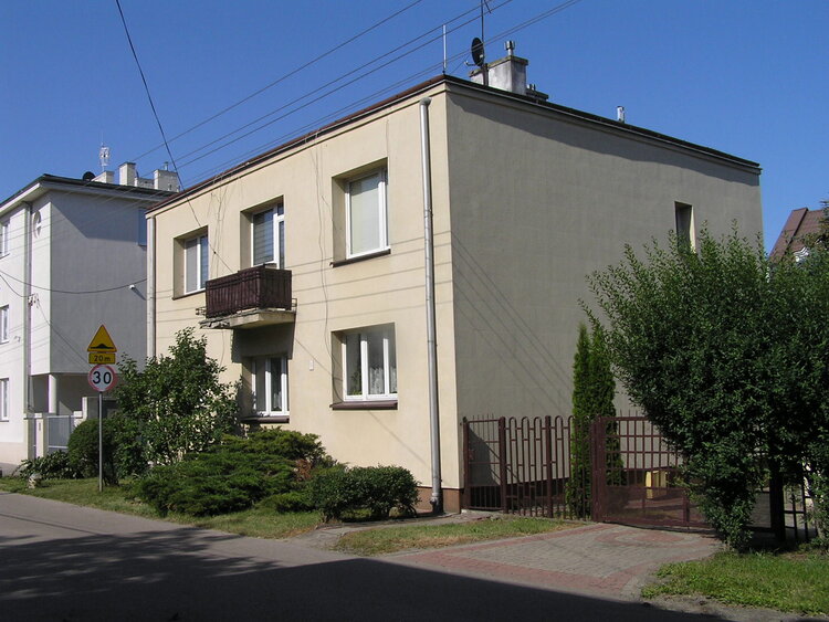 Pokrzywnicka 9 w&nbsp;Warszawie