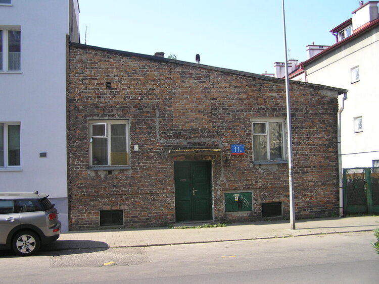 Pustelnicka 11A w Warszawie