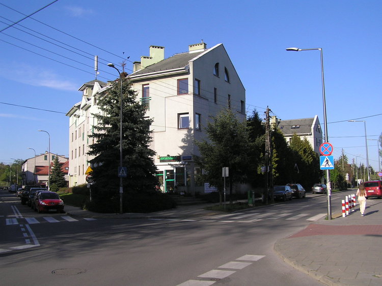 Rożnowska 1/3 w&nbsp;Warszawie