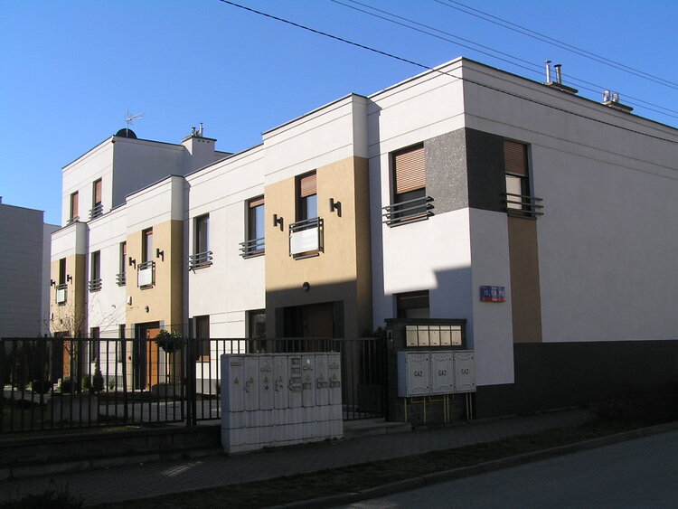 Rożnowska 15B w&nbsp;Warszawie