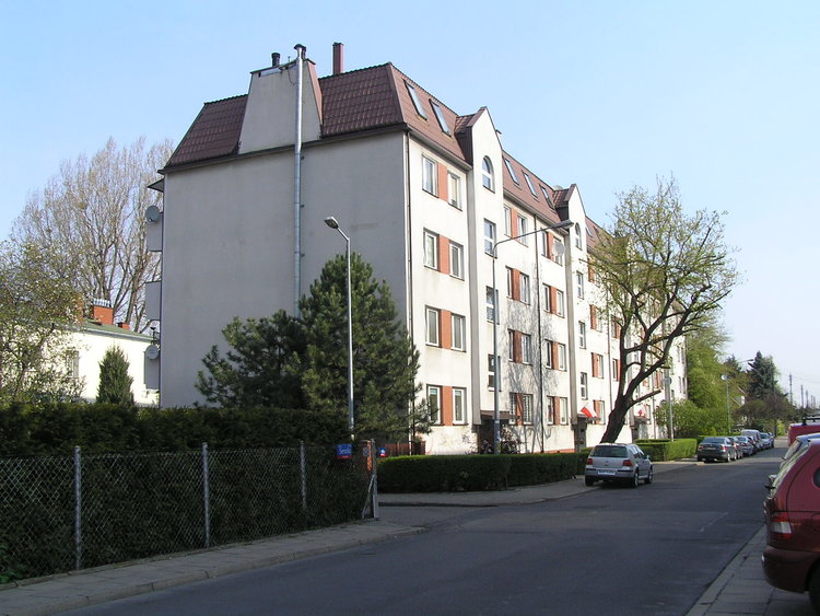 Serocka 43/45 w&nbsp;Warszawie