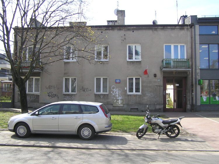 Szaserów 105 w&nbsp;Warszawie