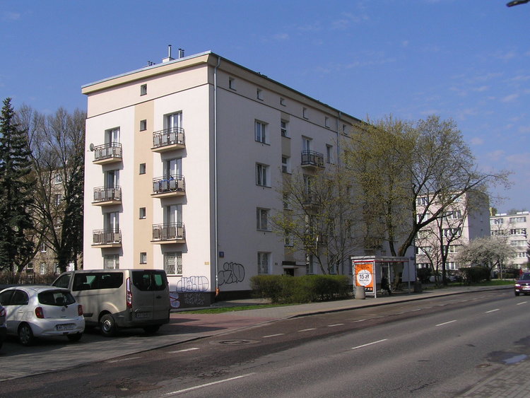 Szaserów 111 w&nbsp;Warszawie