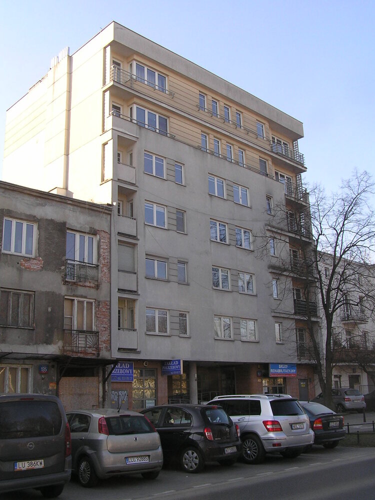 Szaserów 137 w&nbsp;Warszawie