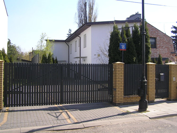 Szczawnicka 18 w&nbsp;Warszawie