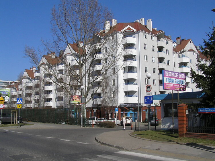 Szkoły Orląt 4 w&nbsp;Warszawie