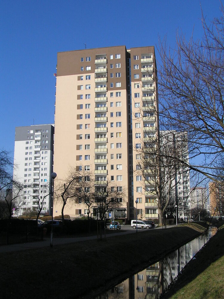 Umińskiego 24 w&nbsp;Warszawie