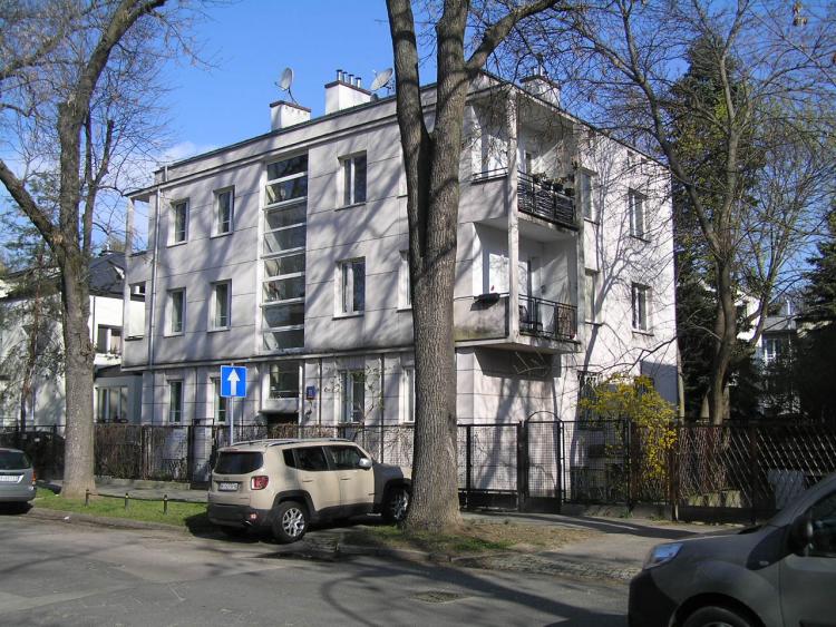 Walecznych 11 w&nbsp;Warszawie