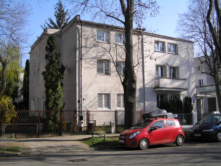 Walecznych 13 w&nbsp;Warszawie