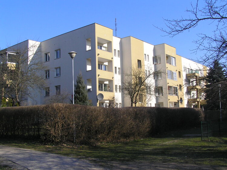 Witoszyńskiego 8 w&nbsp;Warszawie