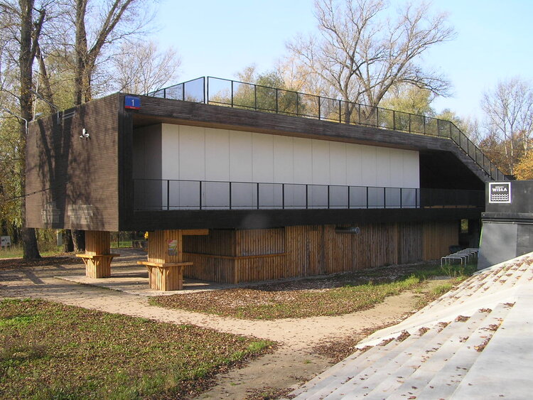 Wybrzeże Szczecińskie 1 w&nbsp;Warszawie