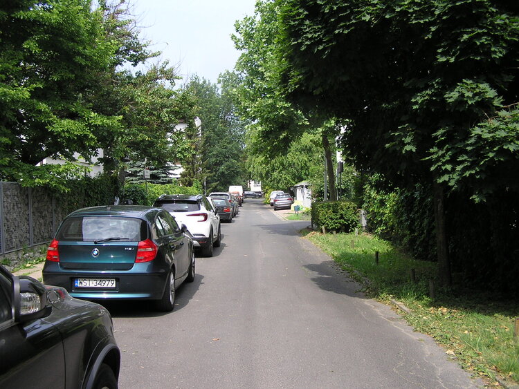 Ulica Złoczowska w&nbsp;Warszawie