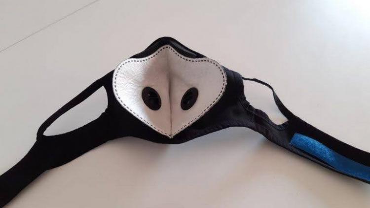 Wyposażona w&nbsp;filtr FFP3 maska MedPatent