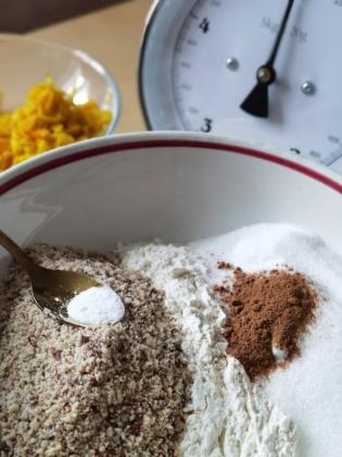 Mąka pszenna kontra alternatywne - przewodnik po 6 rodzajach dla początkujących