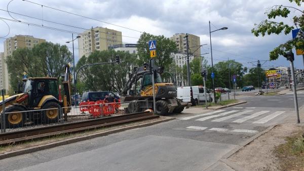 Remont torów na Grochowskiej. Zwężenia i brak tramwajów do 17 maja