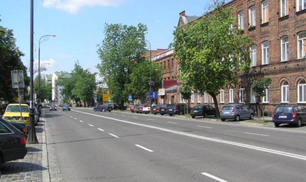 Ząbkowska w remoncie. Po 25 latach czas na nowy asfalt