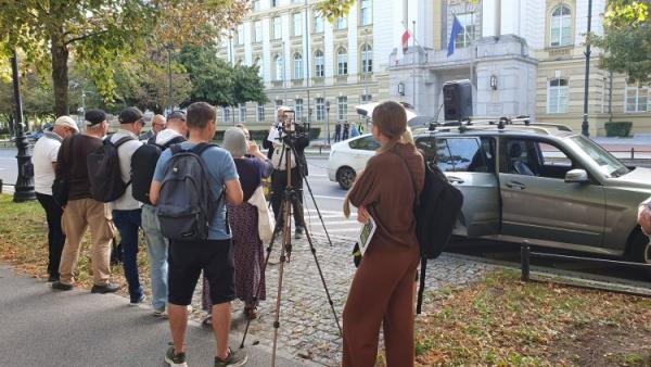 Praga nadal odczuwa skutki dekretu Bieruta. Protest przed KPRM