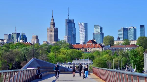 Czy warto kupić mieszkanie na Pradze? Analiza rynku nieruchomości Warszawa