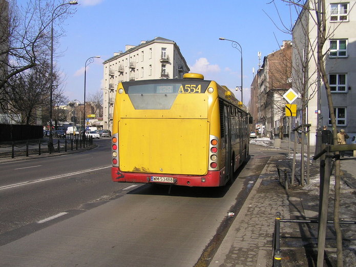 Autobus na Ząbkowskiej