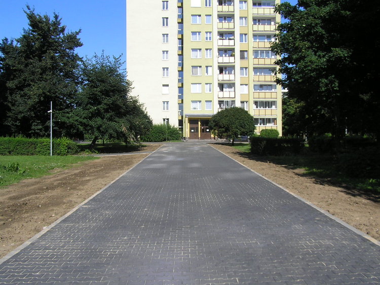 Nowa aleja pieszo-jezdna na osiedlu Ostrobramska