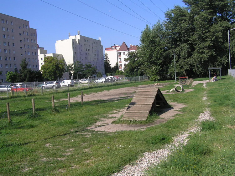 Wybieg dla psów na Gocławiu