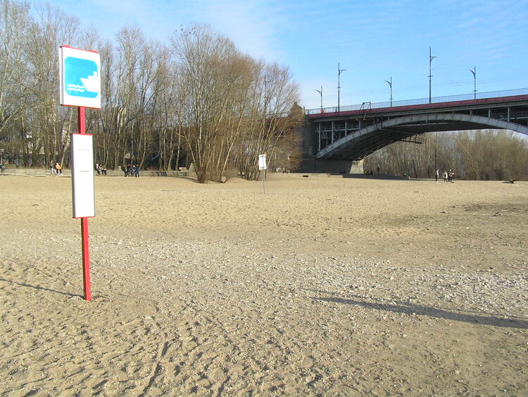 Plaża Poniatówka w&nbsp;Warszawie